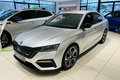 斯柯达全新明锐RS海外实拍！搭2.0T/配悬浮大屏