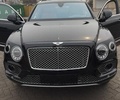 2019款宾利添越极品越野实拍 V8动力强大