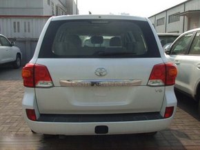 16款豐田酷路澤4000 丐版/高配現(xiàn)車清倉-圖4