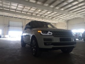 路虎攬勝創(chuàng)世5.0 激情澎湃獨(dú)一無(wú)二風(fēng)范-圖3