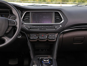 一车三省 3款25万插电式混合动力SUV推荐-图8