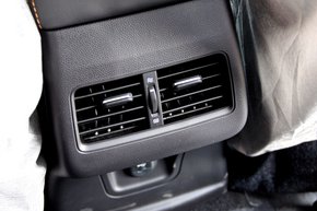 硬派新7座SUV—石家庄实拍长安欧尚X70A-图19
