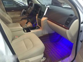 豐田酷路澤4000丐版最新價 42萬現(xiàn)車開走-圖6