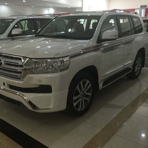 16款豐田酷路澤4000價(jià)格 購(gòu)車季迎春爽促-圖3