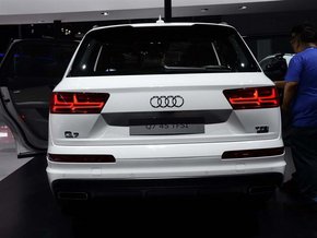 2016款奥迪Q7豪车SUV Q7出色应对全地形-图11