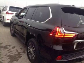 16款雷克萨斯LX570顶配 凌志5700新配置-图5