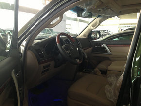 丰田兰德酷路泽5700 14款中东版原装高配