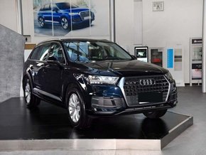 2017款奥迪Q7现车  配置丰富64万起疯抢-图3