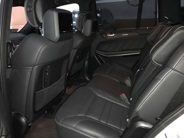 2017款奔驰GLS63AMG 港口现车专卖体验价-图6