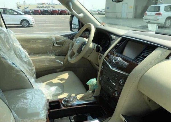 17款尼桑途樂5.6L現(xiàn)車 LE版原廠真皮后娛-圖4