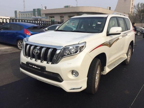 17款丰田霸道4000中东版报价 霸道促销-图2