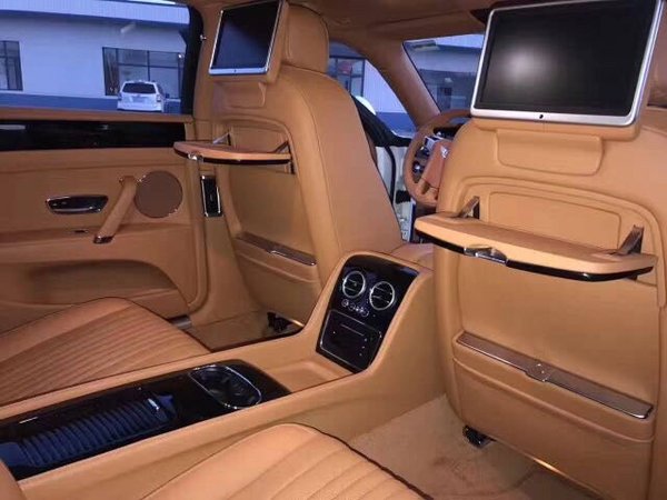 2017款宾利飞驰4.0T 十一抢先降惠战到底-图9