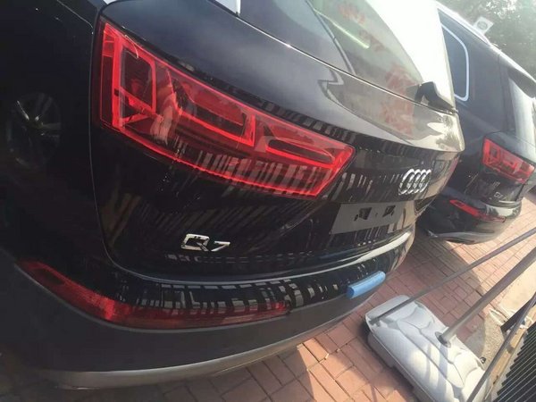 今日頭條奧迪Q7現(xiàn)車16款 天津港降價展銷-圖3