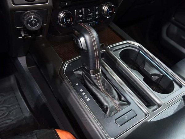 2016款福特猛禽F150 新配导读购车新报价-图5