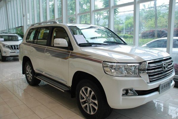 16款豐田酷路澤4000 V6巡洋艦?zāi)杲K購(gòu)車季-圖6