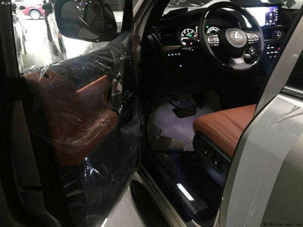 16雷克萨斯LX570 订车仅143.8万游艇空间-图7