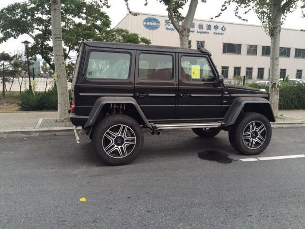 17款奔驰G500 4x4²纯原装进口车配置详情-图3