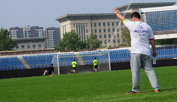 讴歌杯香港明星足球队汽博会表演赛彩排