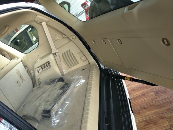 丰田霸道2700鸡年报价 霸道2.7强劲suv-图5