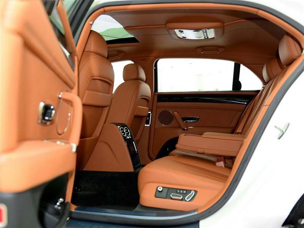 2017款宾利飞驰V8S 超高品质破优惠记录-图6
