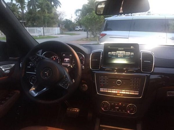 2017款奔馳GLS450現(xiàn)車 重磅車型低價狂吼-圖7
