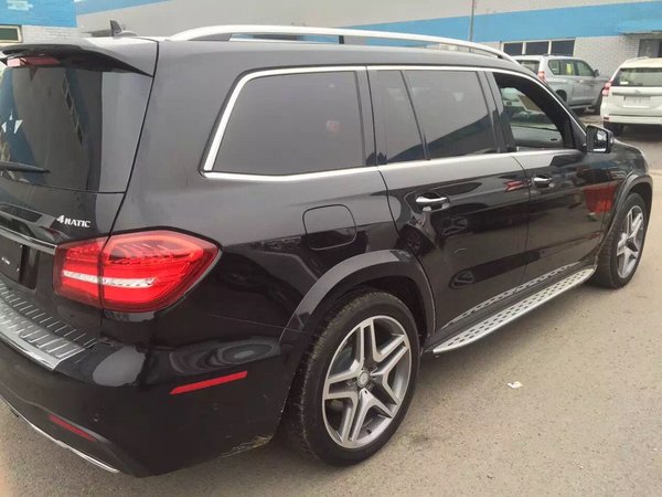 17奔馳GLS450現(xiàn)車入港 配置公開首批優(yōu)惠-圖4