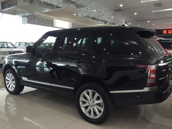 2016款路虎攬勝現(xiàn)車優(yōu)惠 霸氣路虎巨優(yōu)惠-圖6