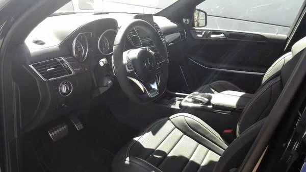 17款奔馳GLS63AMG現(xiàn)車 特降奔馳悠閑駕馭-圖7
