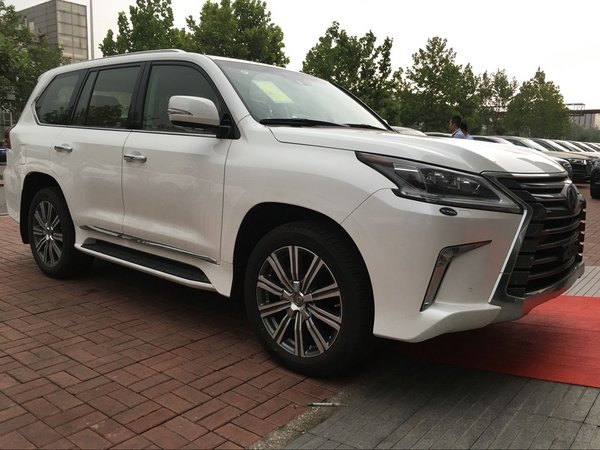 16款雷克萨斯LX570对比酷路泽 性能更好-图4