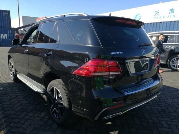 17款加版奔驰GLE43AMG顶配 走在时尚前沿-图3