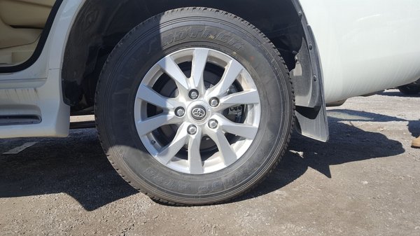 17款丰田酷路泽4000电动绞盘 GX.R外挂V6-图4