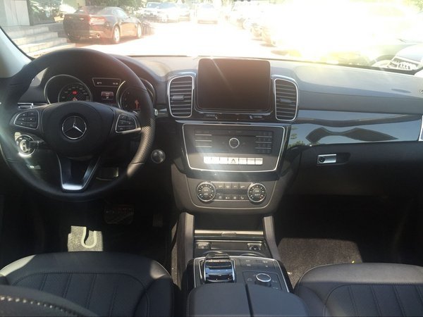 2017款奔馳GLS450配置 價(jià)格飚底現(xiàn)車惠鉅-圖5