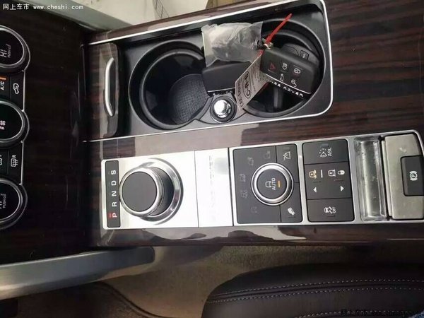 路虎揽胜行政版咆哮 挑战新时代123万起-图5