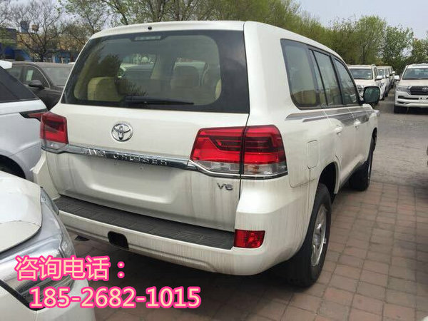 豐田酷路澤4000丐版改裝 內(nèi)飾升級(jí)個(gè)性強(qiáng)-圖6