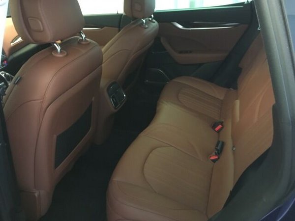 2017款玛莎拉蒂SUV 名车惠聚Levante酬宾-图9