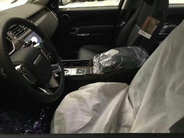 17款路虎揽胜行政3.0 汽油/柴油性能大PK-图7