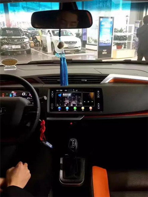 河南华驰首批授权 吉利迷你SUV 远景-X1-图3