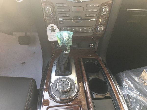 16款尼桑途樂Y62XE現(xiàn)車4.0L 報(bào)價(jià)55.8萬-圖5