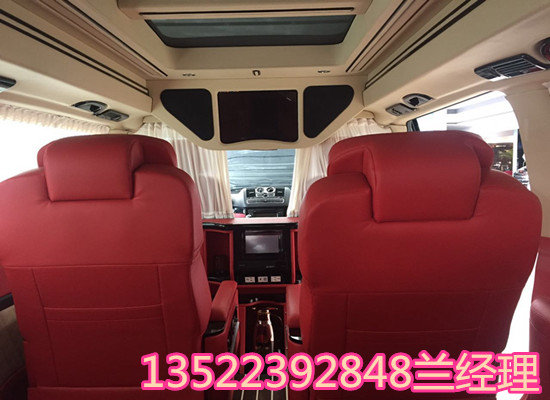 2017款奔驰V260解析 豪华商务车精彩无限-图6