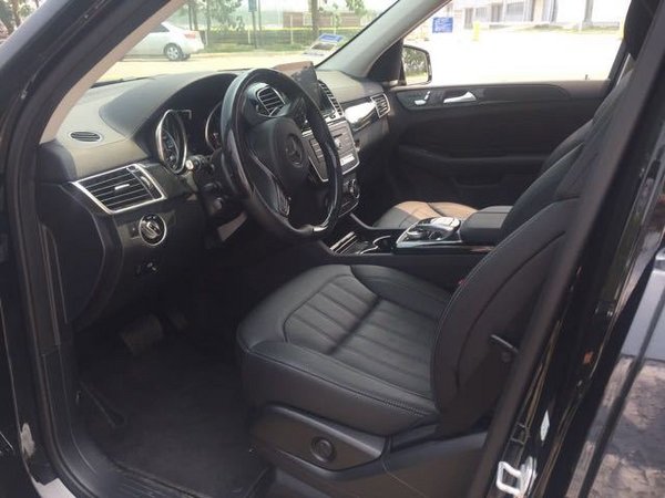 17款奔馳GLS450瘋搶進行時 中秋先搶先得-圖5