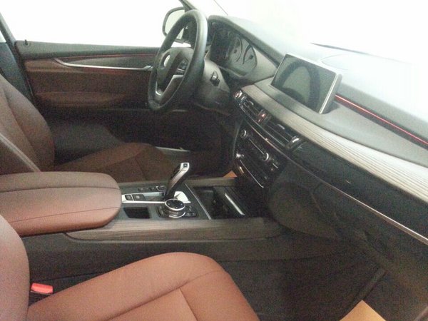 宝马X5/X6冰雪驰骋无止境 SUV全系透底销-图4