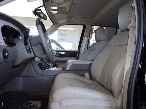16加版林肯領(lǐng)航員現(xiàn)車 加長5.7米94萬起-圖6