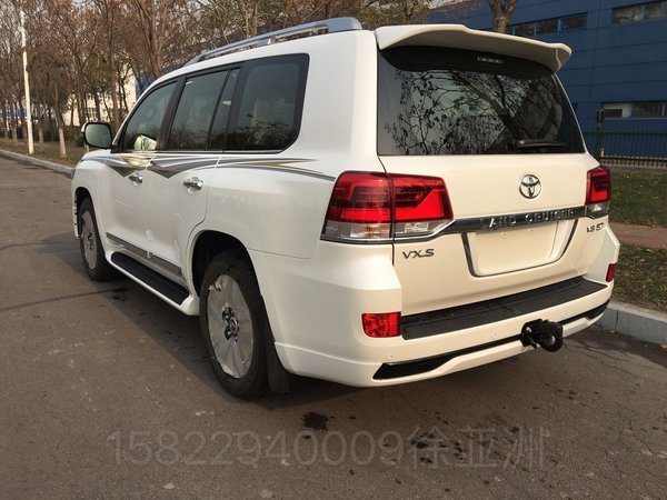 豐田酷路澤5700保稅區(qū)降價(jià) 100萬(wàn)起提車(chē)-圖8