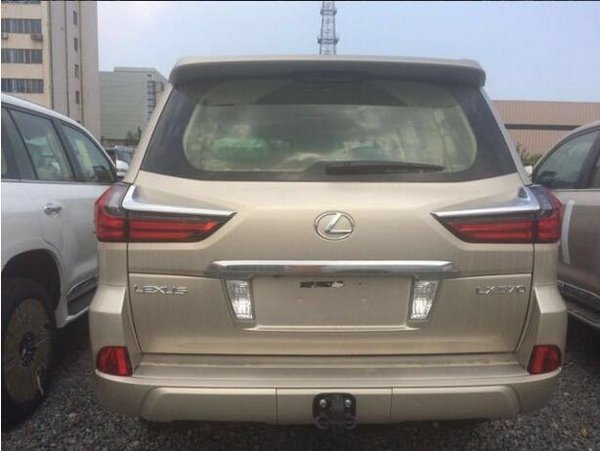 2016款雷克薩斯LX570 全新配置驚艷全港-圖5