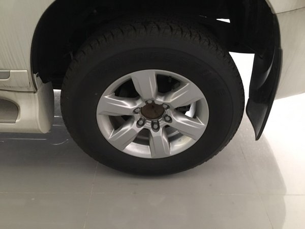 豐田霸道2700科威特中東版 頂配現(xiàn)車熱促-圖8