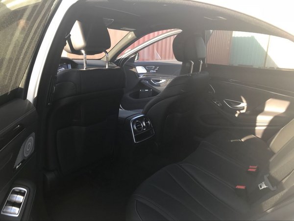 2017款奔驰S550e 节能减排能手嚣张降价-图7