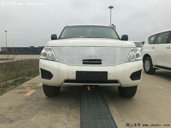 17款尼桑途乐Y62XE 4.0排量最新优惠多少-图1