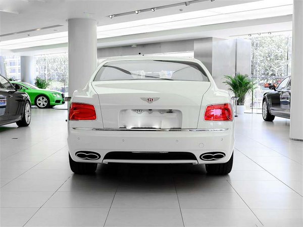 2017款宾利飞驰V8 豪华绽放有品位有档次-图4