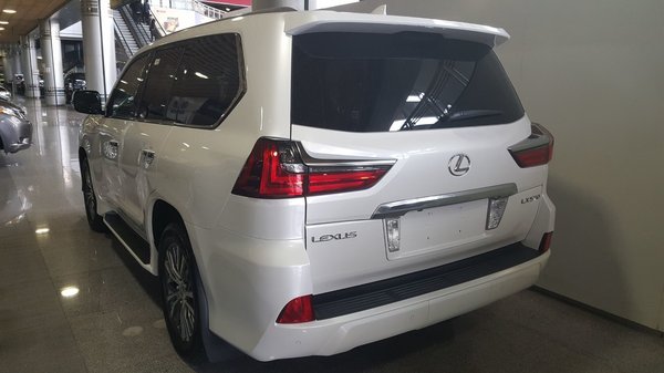 17款雷克薩斯LX570 春節(jié)大促銷爆款凌志-圖3