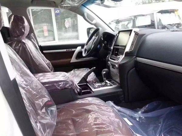 17款丰田酷路泽5700 顶配强性能放心前行-图8